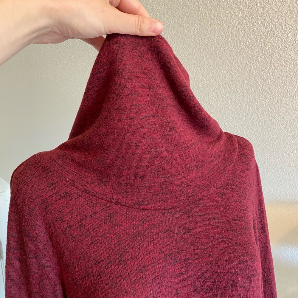 Burgundy Maroon Red Turtle Neck Sweater size Small - Picture 6 of 8